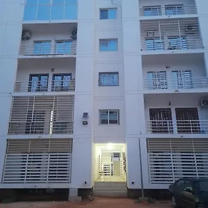 T4 Zone Mixta Appartement