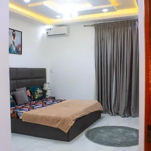 Happyhomes Appartement